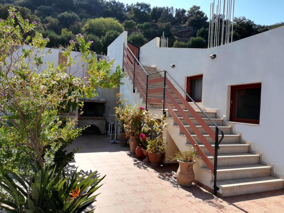 Villa Balcony, Cozy Villa With Amazing View Rodhiá Exterior foto